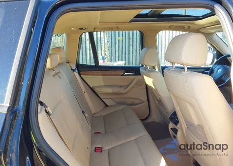 2013 BMW X3 xDrive28I z USA, uszkodzony, nr VIN 5UXWX9C5XD0A15257